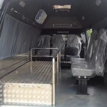 Выдвижной или стационарный подиум под гроб